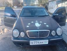 Mercedes-Benz 200-Series