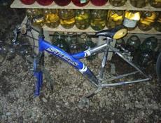 Продам велосипед 1 в хорошем состоянии а другой разоброный но все работает