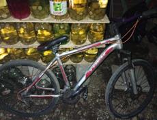 Продам велосипед 1 в хорошем состоянии а другой разоброный но все работает