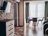 Двухкомнатная квартира в центре Пицунды 