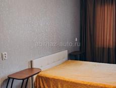 Двухкомнатная квартира в центре Пицунды 