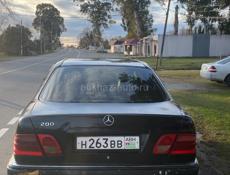 Mercedes-Benz E-Класс