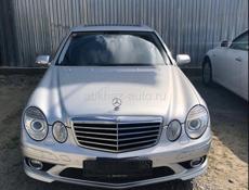 Mercedes-Benz 200-Series