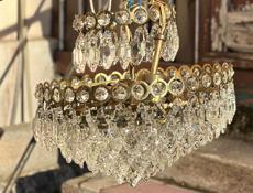 Продается антикварная люстра 
