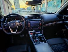 Nissan Maxima