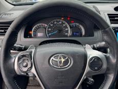 Тойота Камри 2.5 год 2014