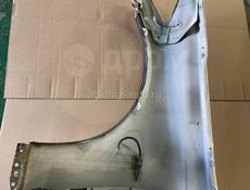 Правое передние крыло на Лексус гс350