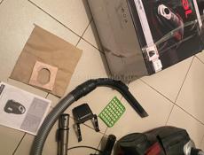 Пылесос Tefal  бу в очень хорошем состоянии в  своей коробке с инструкцией, длина шнура 2,5 метра 