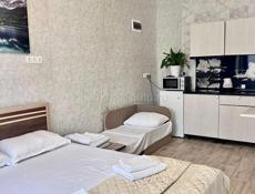 ЧАСТЬ ДОМА В СУХУМЕ, РАЙОН ЦЕРКВИ