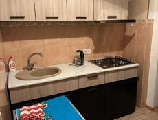 Сдается возле рынка квартира 2-х комнатная 