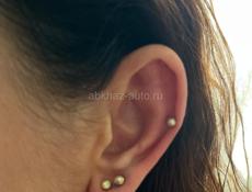 Прокол ушей 