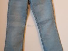 Джинсы женские