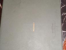 Планшет HUAWEI с клавиатурой