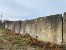 Бетонный забор 