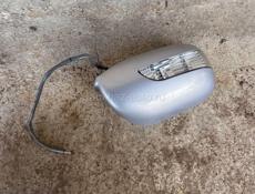 Ушко правое