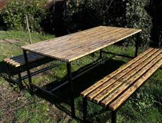 Стол с лавочками