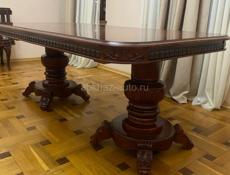 Стол со стульями 