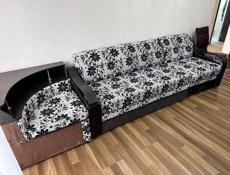 Продается уголок 