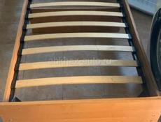 Кровати с матрасами