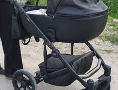 Продам коляску 3 в 1