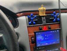 Mercedes-Benz 200-Series