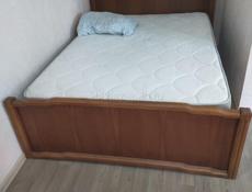 Кровать двуспальная 140х200