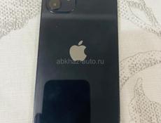 Айфон 12 в хорошем состоянии, все оригинал не вскрывался .