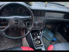 Audi 80