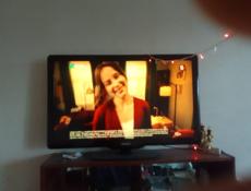 Продам телевизор
