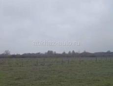 Продаётся земельный участок 0,7гектара ,300м от моря ,идеально ровный, район аэропорта цена 4м,тел 7728716