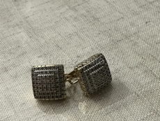 продаю серьги 