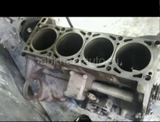 Блок с коленвылоом 405