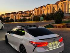 Задние стопа Toyota Camry v70 19-24г