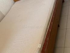 Кровати с матрасами 