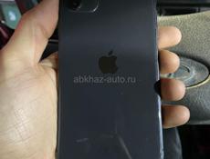 Айфон 11 64г в оригинале всё работает отлично, цена 8.000 тысяч край, срочно полный комплект 