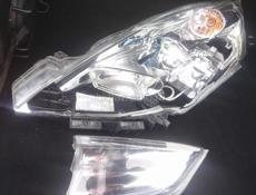 Фара правая на Ниссан леаф 