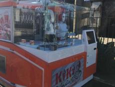 Робо-киоск с мороженым 