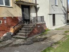 Продам квартиру с участком на Мачарке