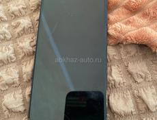 Телефон в хорошем состоянии екран под замену пользовался год торг нету коробка есть документы есть брал за 15т