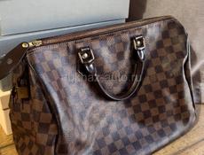 Сумки Louis Vuitton, Furla, Michael Kors, Burberry
