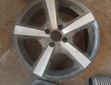 4 диска r16 или r15