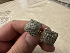 продаю золотые бриллиантовые серьги