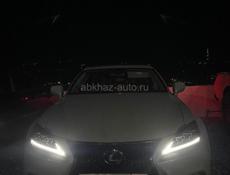 Фара Lexus IS II (2006)