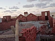 БРИГАДА ИЗ 4 ЧЕЛОВЕКА СТРОИТЕЛИ