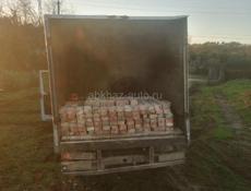 Кирпичи красные 