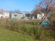 Земелный участок с домом на Мачарке