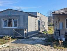 Земелный участок с домом на Мачарке