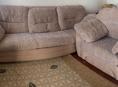 Продаётся б/у диван и 1 кресло пишите на ватсап по указанному номеру 