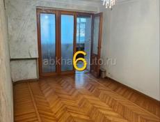 Продам большую квартиру на Первом этаже!