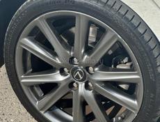 Продам Шины разноширокие 265/35 R19 и 265/35 R19 в идеале!